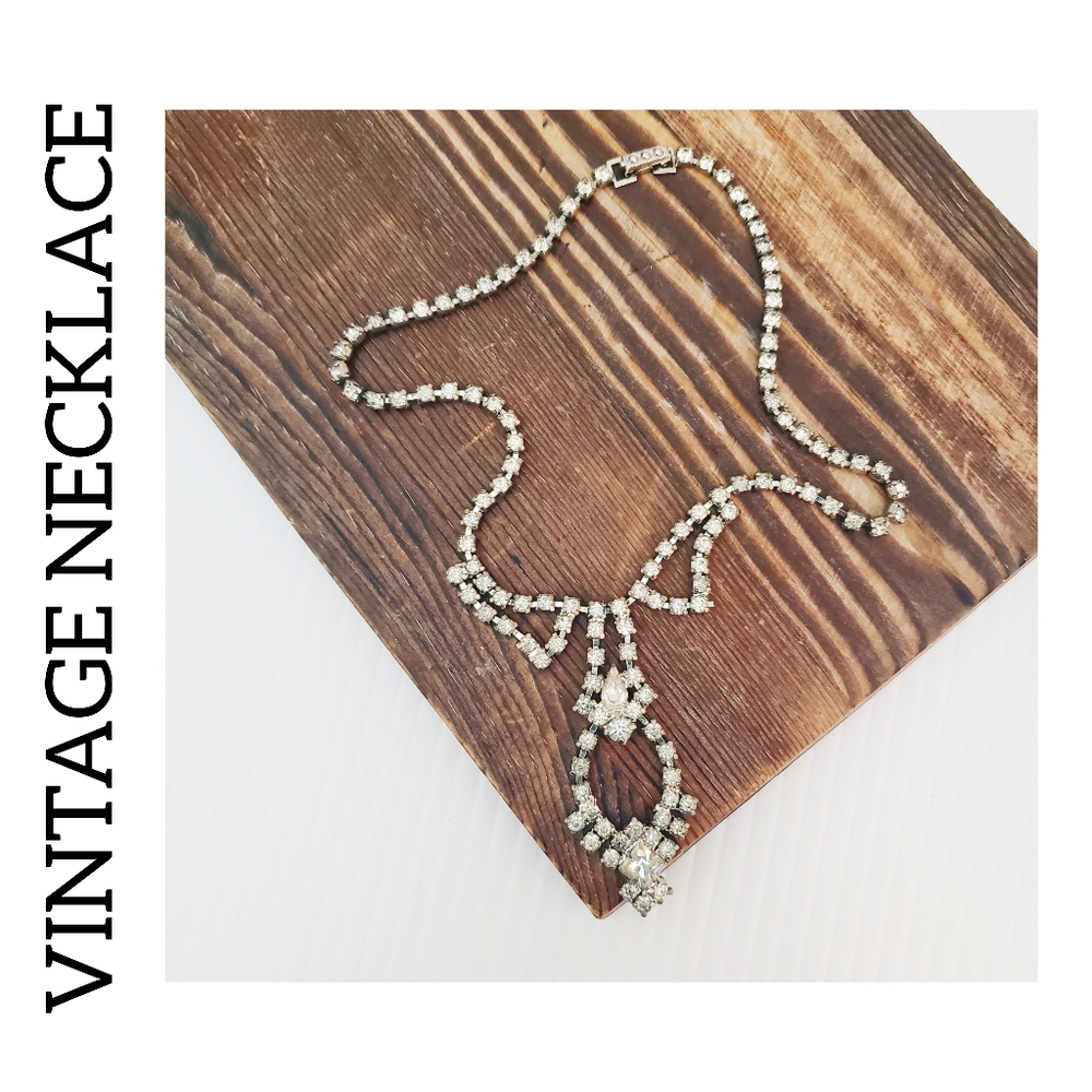 Vintage Silvertone Statement Bib Style Necklace